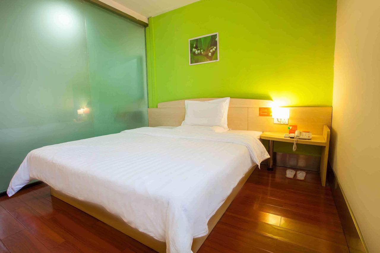 7Days Inn Shanghai Yichuan Road Extérieur photo